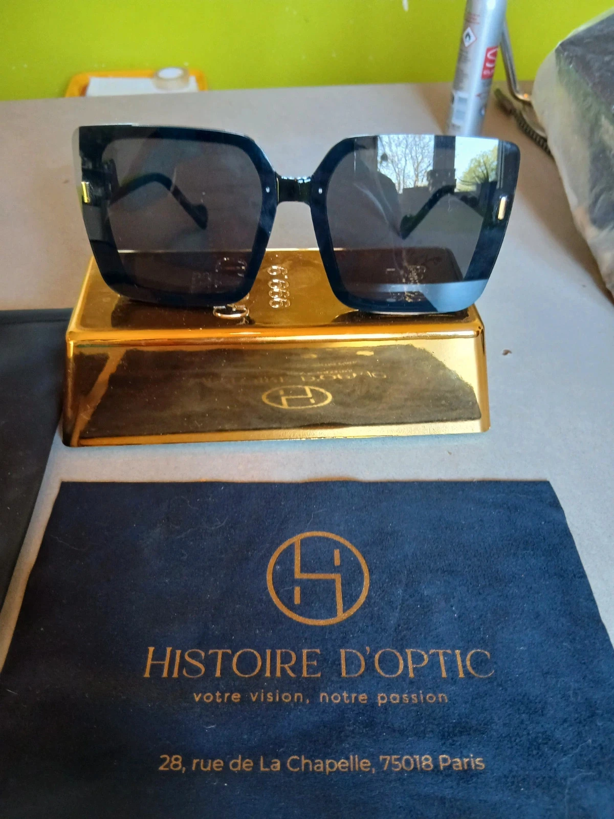 Óculos de Sol Oversize Pretos & Dourado - Estilo Chique - Lentes Cat. 3 – photo 2